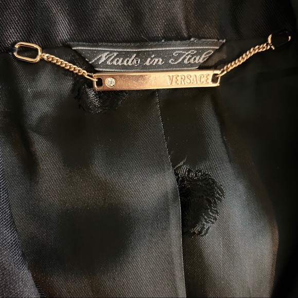 GIANNI VERSACE vintage couture blazer with gold b branded hardware - Picture 10 of 11